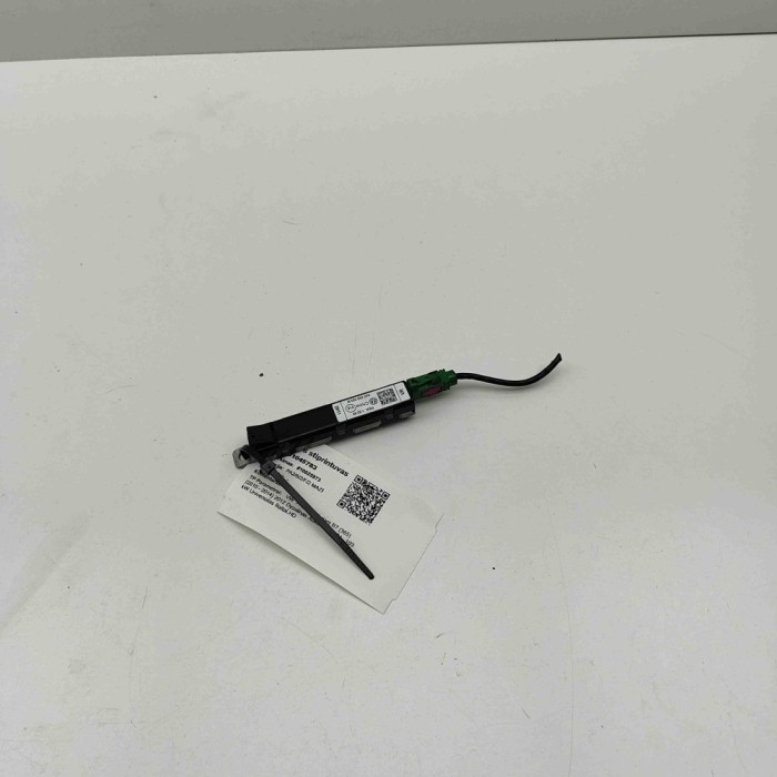 Amplificator de antena VW PASSAT Variant B7 365 2012 OEM: 3AF035552M,6Q0035576D