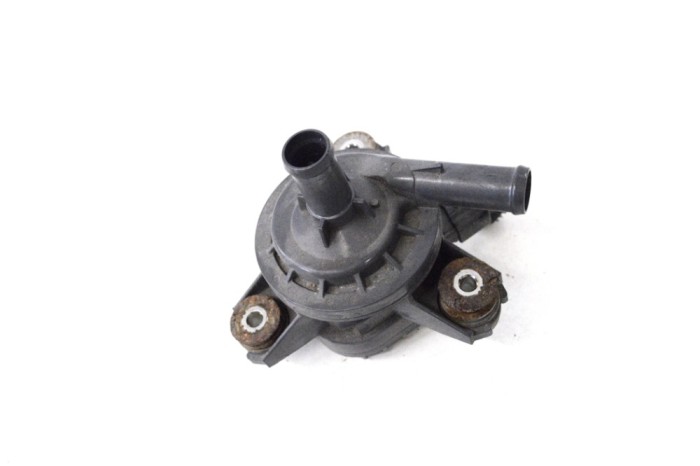 Pompa de apa auxiliara LEXUS RC _C1_ 2014 OEM: G9040-33030 14995831