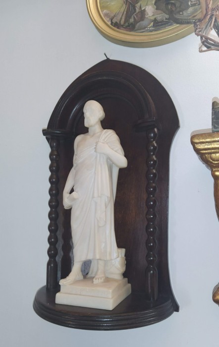 tubernacul lemn mahon cu statueta marmora
