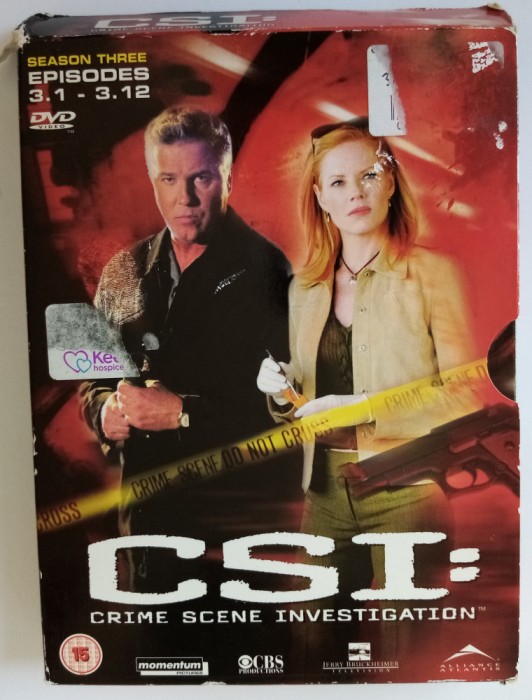 Sezon 3 din CSI original 12 episoade (3.1 -3.12) pe 3 DVD Marg Helgenberge, Jorja Fox, William Petersen, Gary Dourdan Crime Scene Investigation CBS