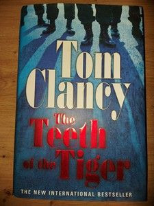 The teeth of the tiger- Tom Clancy foto