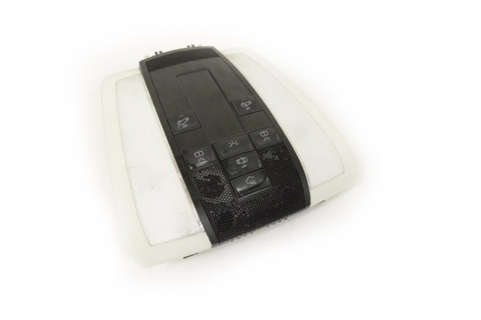 Iluminare interioară MERCEDES-BENZ C T-Model S204 2010 OEM: A2048200823,A0128206610 13929583