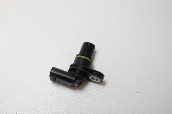 Senzor de poziție ax cu came AUDI A3 Limousine 8VS, 8VM 2016 OEM: 04C907601A 2330211