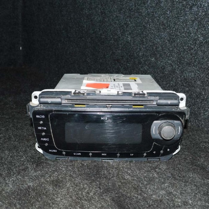 Unitate radio CD SEAT ALTEA 5P1 2007 OEM: 5P0035153B | 1553324
