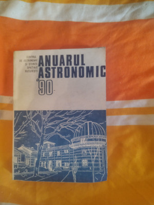 Anuarul astronomic 1990 foto