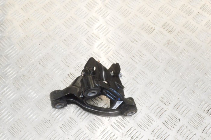 Suport motor dreapta TESLA MODEL Y 2020 OEM: 1111520-00-B,1110232-00-C 13547921