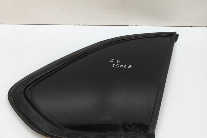 Geam lateral dreapta spate BMW X5 F15, F85 2014 OEM: 7305770 31418828