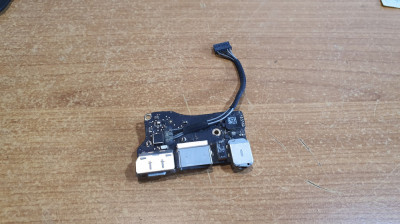 Apple Macbook Air 13 A1369 2011 DC Power USB Audio Board mit Kabel 820-2861-A foto