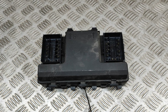 Modul panou de siguranțe FORD MONDEO V Turnier 2014 OEM: FG9T-14A067-RA 22321189