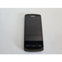 Telefon Nokia 700 folosit