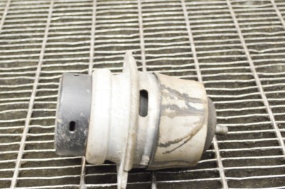 Suport motor dreapta AUDI Q7 4L 2011 OEM: 7L8199131F 11834524 foto