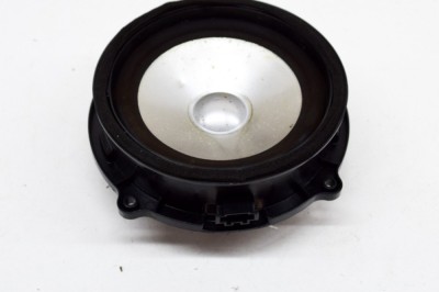 Difuzor ușă dreapta spate LAND ROVER DISCOVERY III L319 2006 OEM: XQM500310,165NS057 13870676 foto