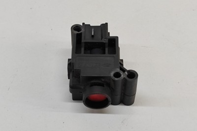 Comutator JAGUAR S-TYPE X200 2000 OEM: XW4T-9341-AA 28465698 foto