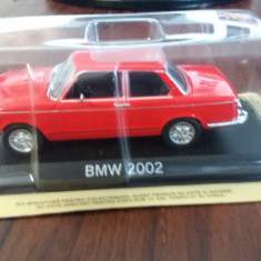 Macheta BMW 2002 1971 - DeAgostini Masini de Legenda, 1/43, noua.