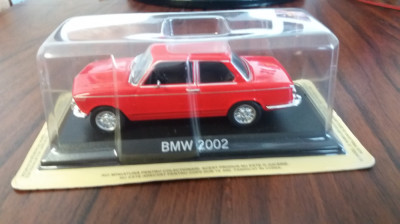 Macheta BMW 2002 1971 - DeAgostini Masini de Legenda, 1/43, noua. foto