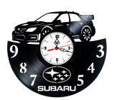 Ceas de Perete Artizanal din Vinil &bdquo;Subaru WRX STI&rdquo; &ndash; Lucrat Manual, Cadou de Raliu pentru Pasionații Auto