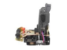 Incuietoare usa AUDI A6 (4B2, C5) (1997 - 2005) TOPRAN 113 832