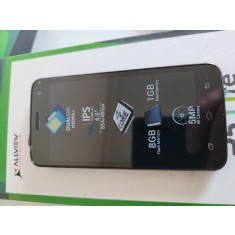 Telefon Allview P5 Lite impecabil cu ecran de 4.5 inch si 4G