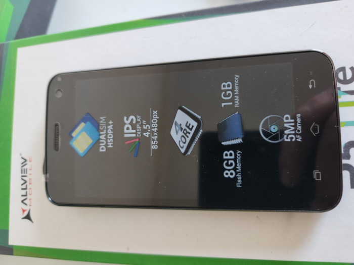 Telefon Allview P5 Lite impecabil cu ecran de 4.5 inch si 4G