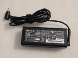 Incarcator laptop Sony Vaio 19.5V, 4.7A, 90W VGP-AC19V77 mufa: 6,50 x 4,40 x 9,50 mm