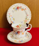 SET DE 3 PIESE DIN PORTELAN ENGLEZESC ROYAL ALBERT- BONE CHINA- &quot;JUBILEE ROSE&quot;