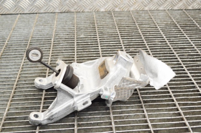Suport motor dreapta AUDI A4 8W2, B9 2016 OEM: 4M0199308AD | 12089703