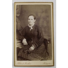 STUDIO KLOTZ und BSCHER , KEMPTEN , TANARA CU ROCHIE NEAGRA , FOTOGRAFIE C.D.V , SFARSITUL SEC. XIX