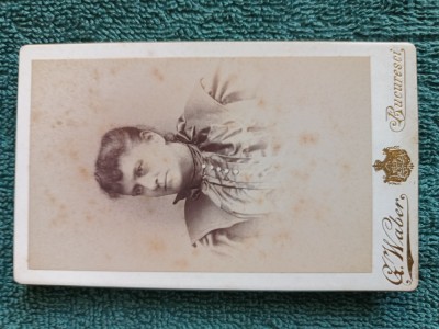fotografie exceptionala , atelier Gustav Waber ,Bucuresci ,distinsa doamna.Dimensiuni 11 cm x 6 cm . foto