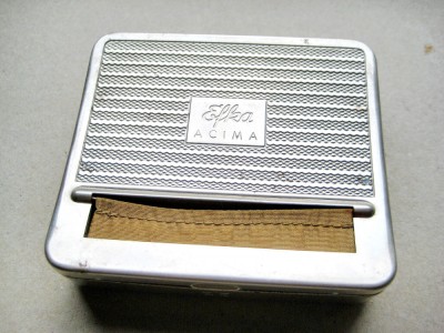 B849-ELKA ACIMA-Masina tigarete foi tutun veche colectie metal cromat. foto