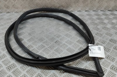 Garnitura ușă dreapta față TOYOTA C-HR _X2_, _H2_ 2024 OEM: 67861-F4060 | 28328899 foto