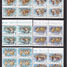 1986 LP 1172 OBICEIURI FOLCLORICE ROMANESTI DE ANUL NOU BLOCURI DE 4 TIMBRE MNH