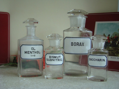 Lot 4 Sticle din Cristal pentru Farmacie - Vintage foto