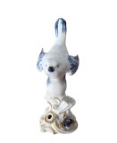 FIGURINA MICUȚĂ DIN PORȚELAN CAPODIMONTE, MODEL CU PASARE