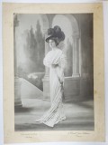 STUDIO PORTRAIT D &#039;ART FELIX , PARIS , DOAMNA CU ROCHIE ALBA , FOTOGRAFIE , SFARSITUL SEC. XIX