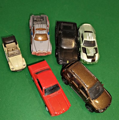Masinute fier 6 buc vintage Welly Matchbox Majorete Dacia Duster LOT39T1 foto