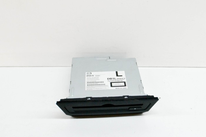 Unitate radio CD navigație MAZDA CX-3 DK 2016 OEM: DB1L-669G0D,MD4954 14590501