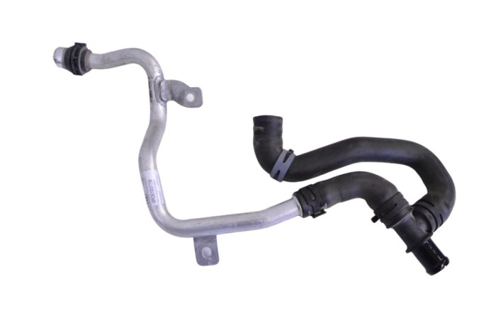 Furtun de lichid de răcire AUDI Q5 8R 2015 OEM: 8R0819377M 15127396