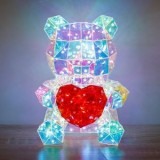 Lampă LED cu formă de ursuleț, Iridescentă, cu Inimă Roșie, 14x15x19cm, CMCLASS