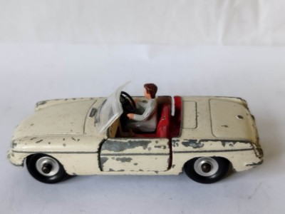 bnk jc Dinky 113 MGB foto