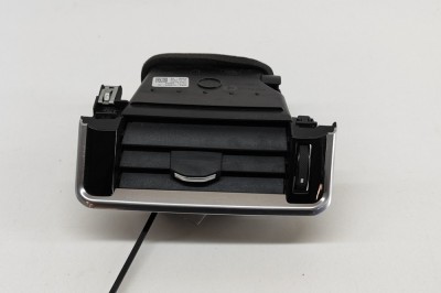 Gura de ventilație planșa de bord LAND ROVER RANGE ROVER VELAR L560 2017 OEM: J8A2-018B09-AD | 23615479 foto