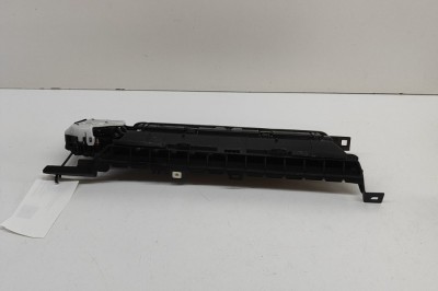 Gura de ventilație planșa de bord TESLA MODEL Y 2022 OEM: 1083325-00-F 29982365 foto
