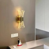 Cumpara ieftin Aplica de Perete LED Modernă Aurie &ndash; Design Clepsidră, 8W, Lumină Rece/Caldă/Neutră