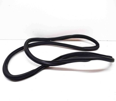 Garnitura ușă dreapta spate AUDI Q5 FY 2021 OEM: 80A833721D foto