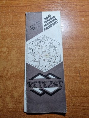 harta turistica a muntilor retezat - din anii &amp;#039;70 - &amp;#039;80 - dimensiuni 70 /48 cm foto