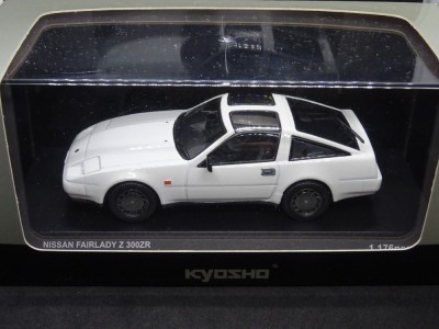 Macheta Nissan Fairlady Z 300zr Kyosho 1:43 foto