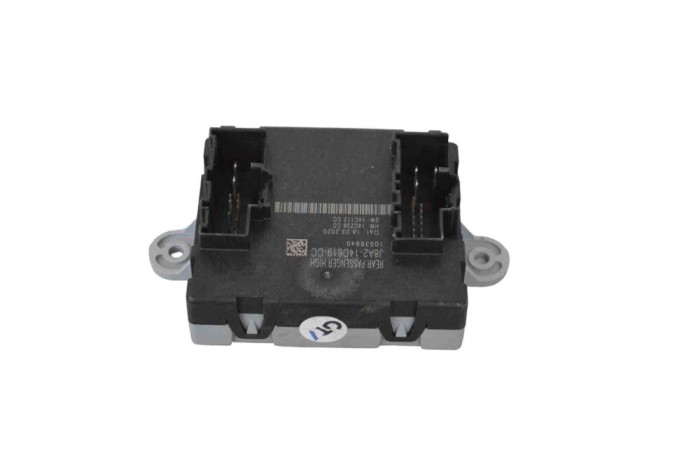 Modul de control ușă st&acirc;nga spate JAGUAR I-PACE X590 2020 OEM: J8A2-14D619-CC 23549152