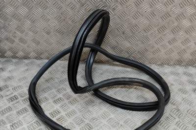Garnitura ușă st&amp;acirc;nga spate BMW 2 Active Tourer F45 2018 OEM: 7298894 | 22277826 foto
