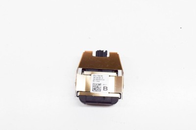 Senzor de ploaie LAND ROVER RANGE ROVER IV L405 2018 OEM: CPLA-17D547-BH 14565349 foto