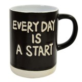 Cana cu mesaj Every day is a start,ceramica,negru,380 ml