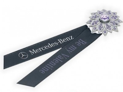 Brosa Dama Oe Mercedes-Benz Swarovski Be my Valentine B66952176 foto